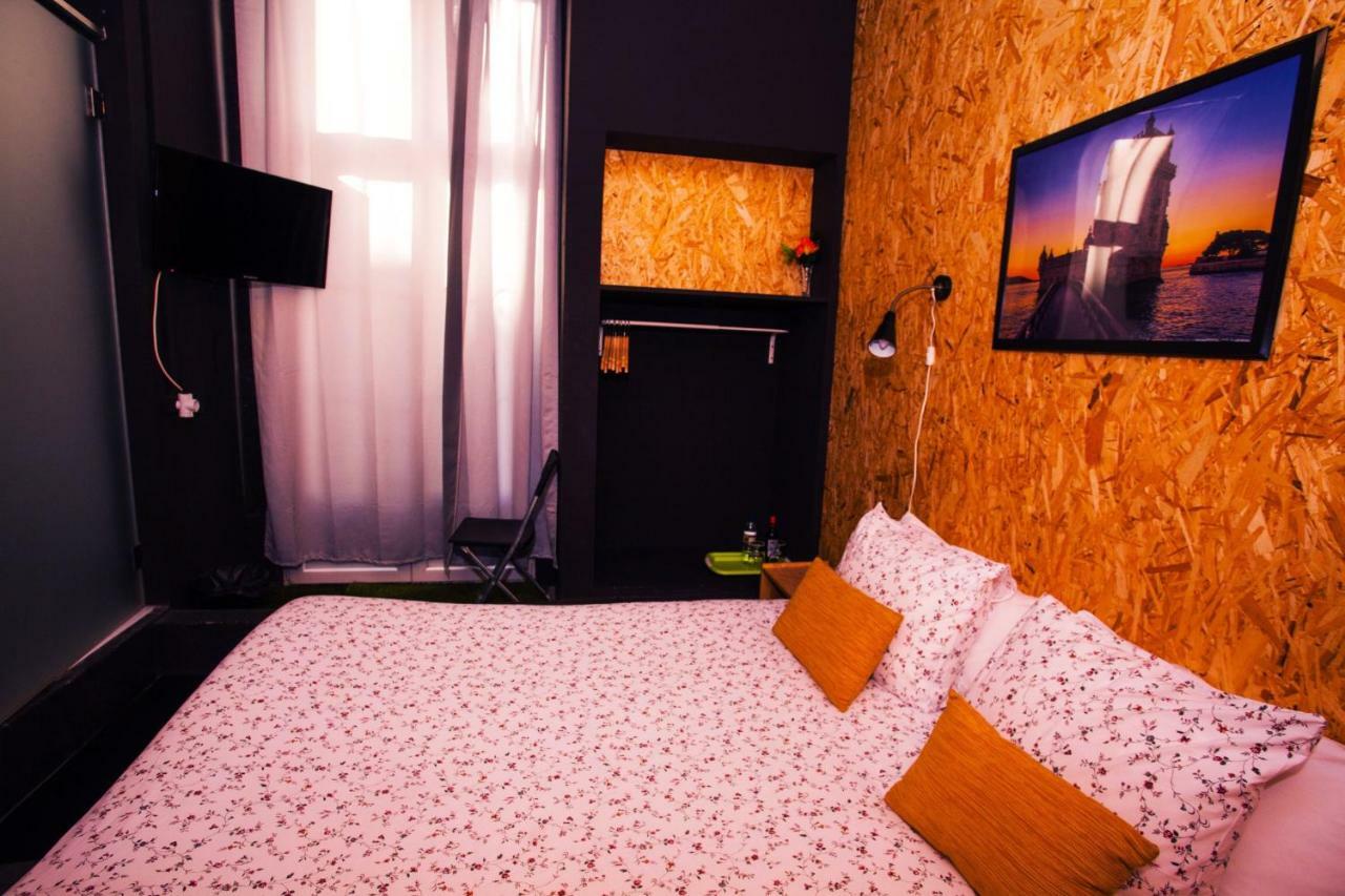 Sky Beds Lisbon Hostel Bagian luar foto